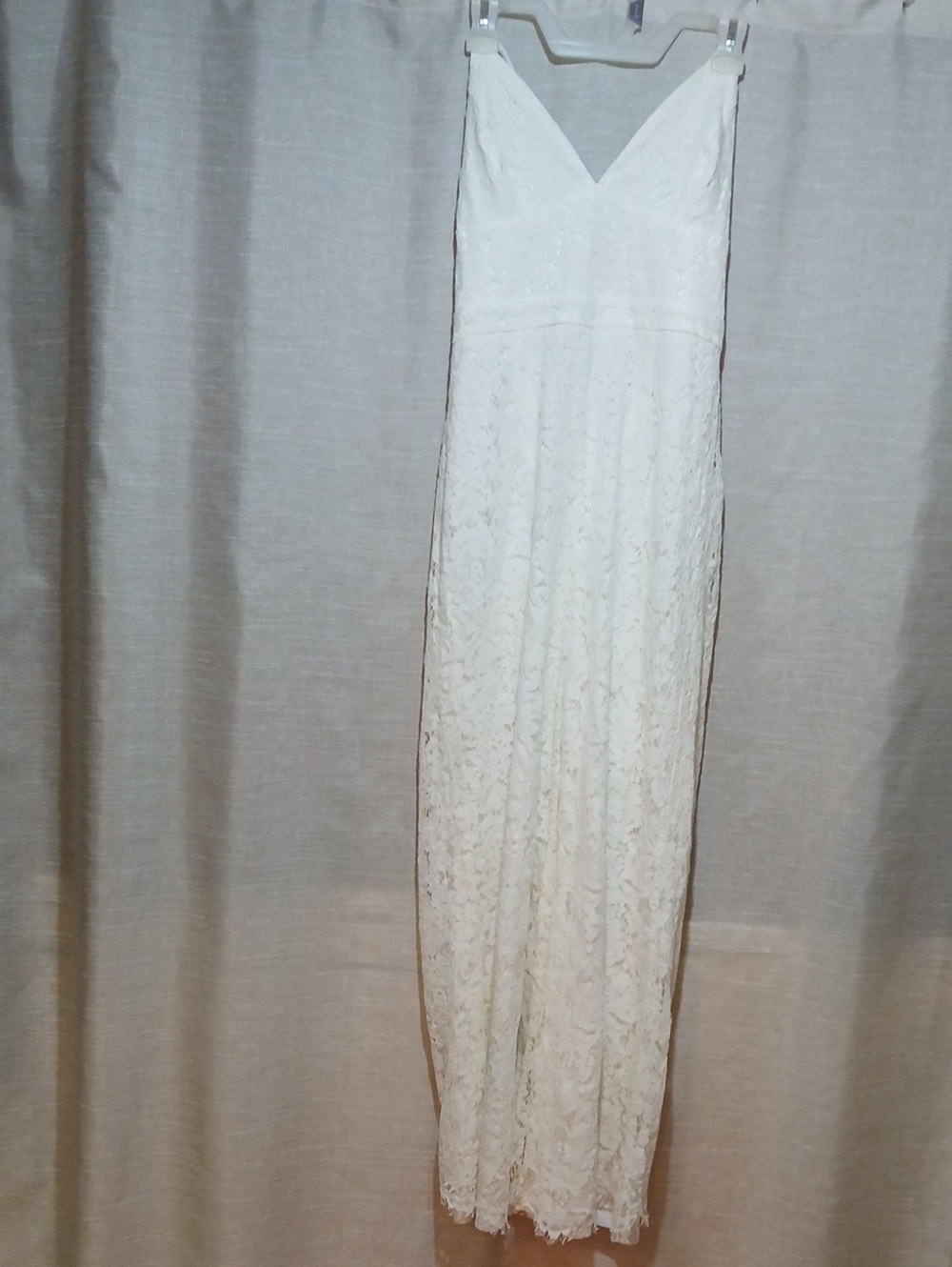 Lulu's White Lace V-Neck Jumpsuit Romper